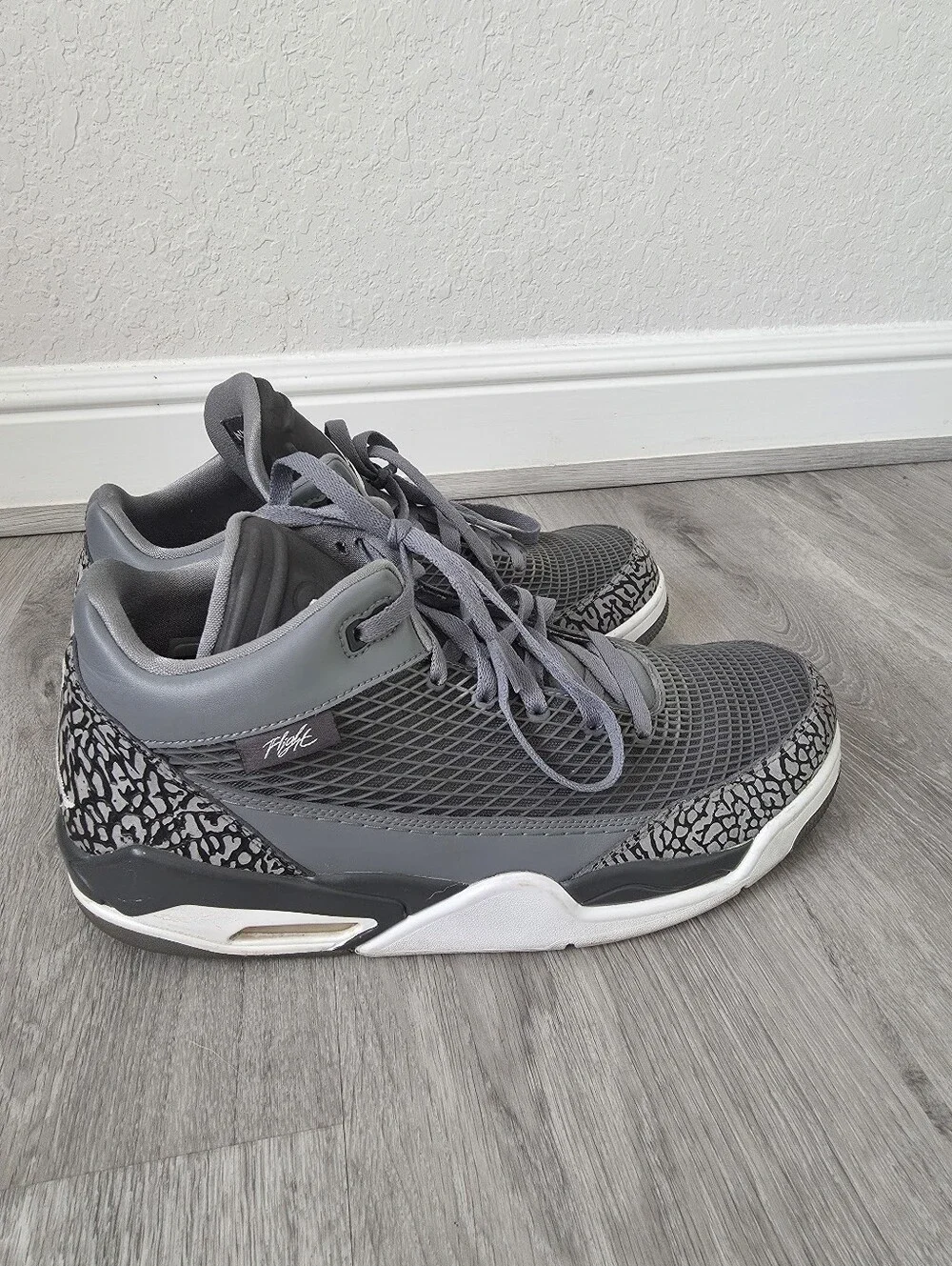 Jordan Flight Club 80s Gray Black Elephant Print Mid Top Sz 12